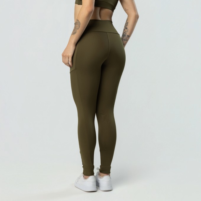 Calça Legging Com Bolsos Verde Militar