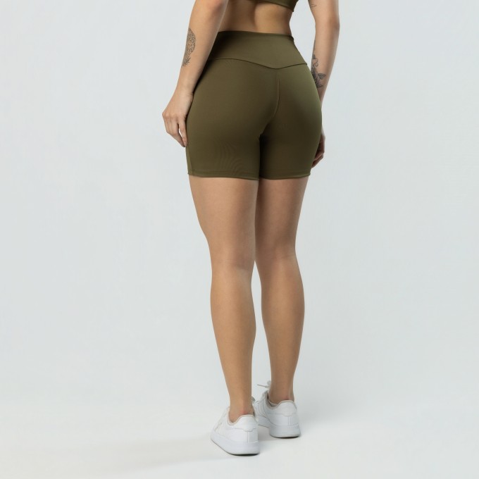Short Sem Costura Na Frente Fitness Verde Militar